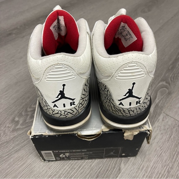 White Cement Jordan 3 2003 Size 6.5Y - Picture 4 of 6
